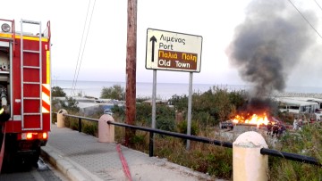 Καπνό και... υποσχέσεις «καταπίνουν» εδώ και χρόνια οι κάτοικοι στο Καρακόνερο