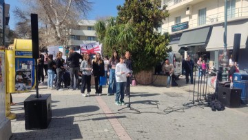 Δράση του Γυμνασίου Ιαλυσού για την Ημέρα της Γυναίκας