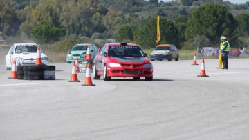 Το εντυπωσιακό βίντεο από τους αγώνες ταχύτητας μοτοσικλετών κι αυτοκινήτων στα Μαριτσά