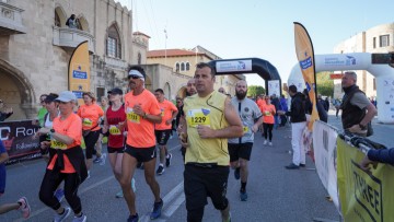 Ενθουσιασμός στους Ροδίτες για το αφιέρωμα του TUI Μαραθωνίου Ρόδου στην Καλλιπάτειρα!