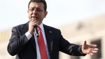 Μάξιμος Χαρακόπουλος: Η Τουρκία στον πυρήνα της Ευρώπης από το... παράθυρο;