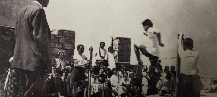 Αγώνες άλματος εις ύψος (Δεκαετία 1960, Φωτ. Φίλιππα Νικ. Φιλιππάκη).