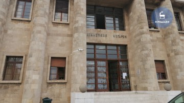 Τέσσερις Αρχαγγελίτες θα δικαστούν επειδή συμμετείχαν στην περιφορά του Επιταφίου εν  μέσω πανδημίας