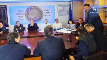«Δεν πάει άλλο» για τα κτήρια στο λιμάνι λένε σύσσωμοι οι φορείς!