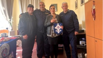Δώρα, λαμπάδες και αυγά στα παιδιά του Κέντρου Παιδικής Μέριμνας