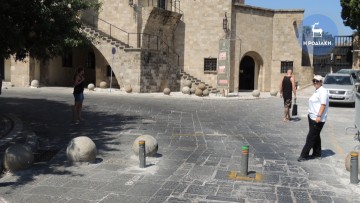 Θα πεζοδρομηθούν πολυσύχναστοι δρόμοι της Μεσαιωνικής Πόλης