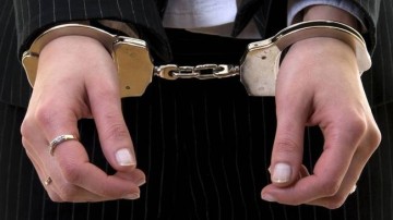 Σύλληψη 42χρονης για παράνομη απασχόληση