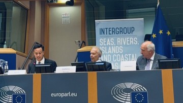 Γιάννης Χατζής – ΠΟΞ: Τα νησιά θέλουν υποδομές, όχι ανεξέλεγκτο τουρισμό