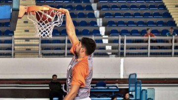 Άγγελος και Λάζαρος Μιρόσαβιτς στην ανδρική ομάδα μπάσκετ του Διαγόρα