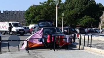Τα άπλυτά των...  αναρμοδίων αρχών στη φόρα:  Περιφερόμενοι ρομά άπλωσαν μπουγάδα στην καρδιά της πόλης μας