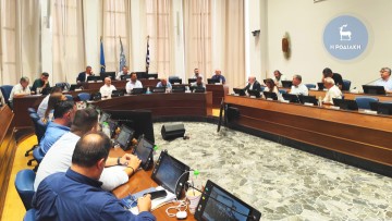 «Θα ολοκληρωθεί», διαβεβαιώνει ο δήμος για την ανάπλαση του παραλιακού μετώπου