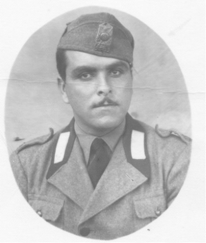 Ο δραπέτης Sergio Gattulli, επέζησε, έβαλε ρίζες και στερέωσε στην Κάρπαθο. Fugitive Sergio Gattulli, survived, put down roots and established himself on Karpathos.