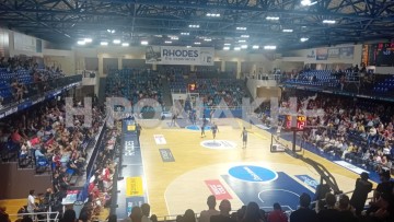 Χωρίς πολλά ...λόγια, ο Ολυμπιακός στον τελικό του Stoiximan Super Cup, αφού κέρδισε εύκολα την Καρδίτσα Ιαπωνική