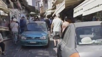 Απαράδεκτες εικόνες στη μεσαιωνική πόλη