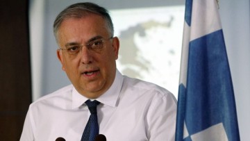 Θεοδωρικάκος: Έως τα μέσα Οκτωβρίου οι μειώσεις τιμών στους 1000 κωδικούς των σούπερ μάρκετ - Αίτημα επέκτασης και μετά τις γιορτές