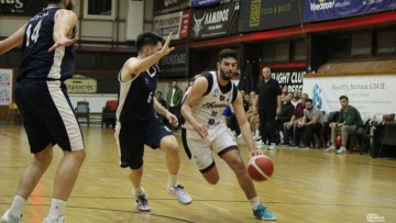 Παίζει πολλά σήμερα η ανδρική ομάδα του Ιπποκράτη στην Πεύκη…