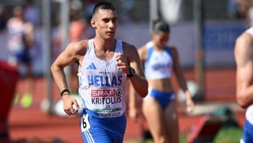 Ο Γιώργος Κριτούλης στο μίτινγκ βάδην του Ντούντιτσε