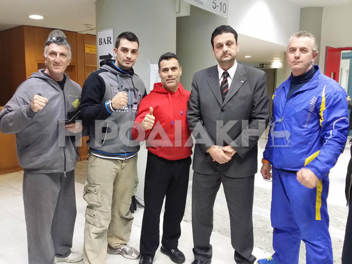 Από αριστερά προς δεξιά Κώστογλου Βασίλης, Βαλάκης Κωνσταντίνος, Ζόγκας Γιώργος, Μιχάλης Τριανταφύλλου (πρόεδρος της ΠΟΚ) και Κανελλόπουλος Παναγιώτης