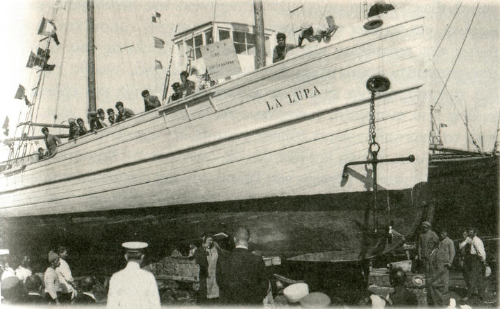 Το πλοίο δρομολογήθηκε στην ακτοπλοϊκή γραμμή των μεγαλύτερων νησιών της Δωδεκανήσου για εξυπηρέτηση των αναγκών των νησιωτών.